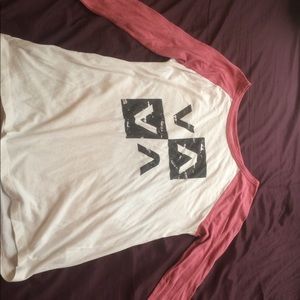 RVCA mid arm length t-shirt